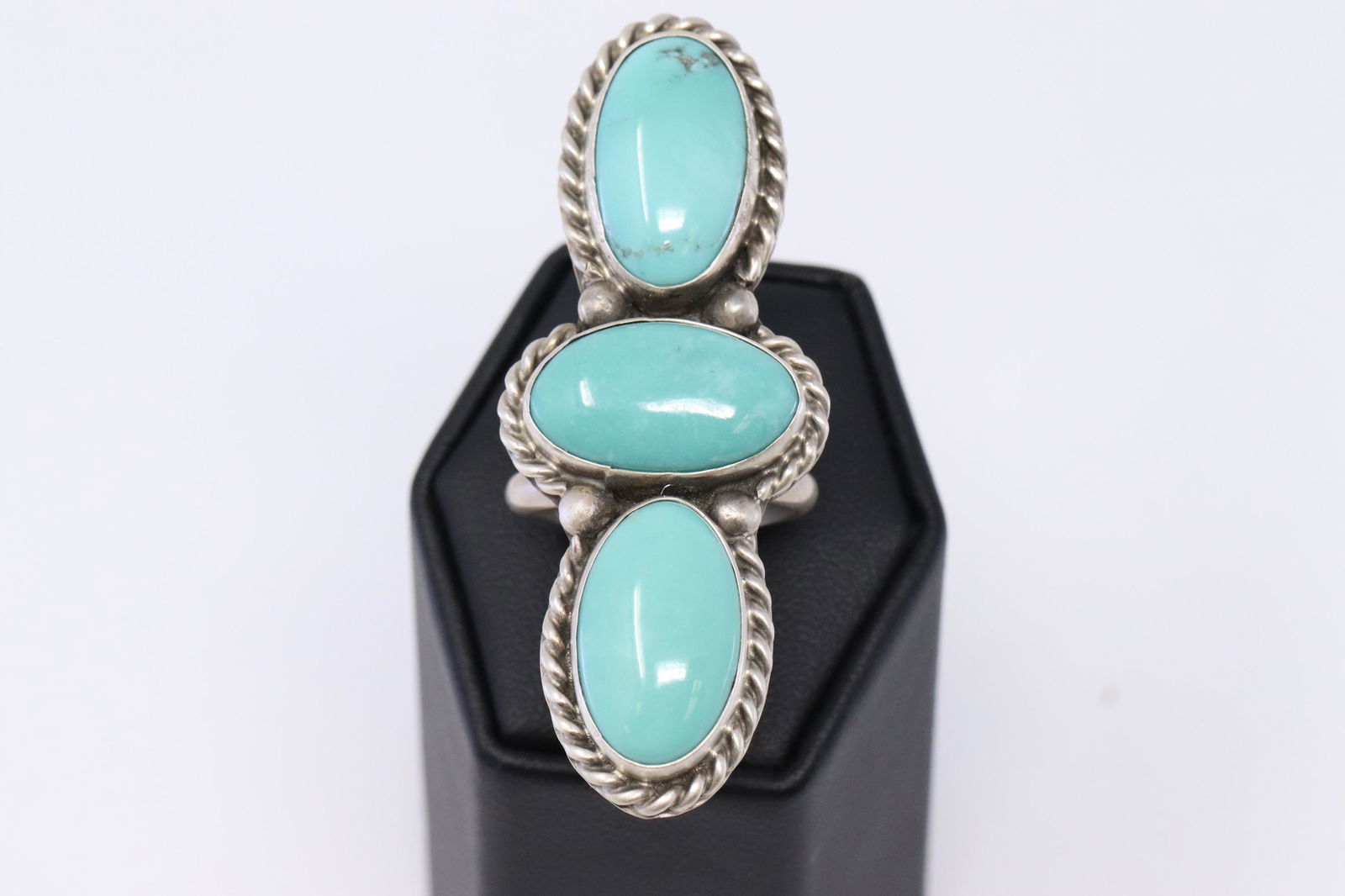 Native American Navajo Handmade Turquoise Ring By Betta (1 of 3)