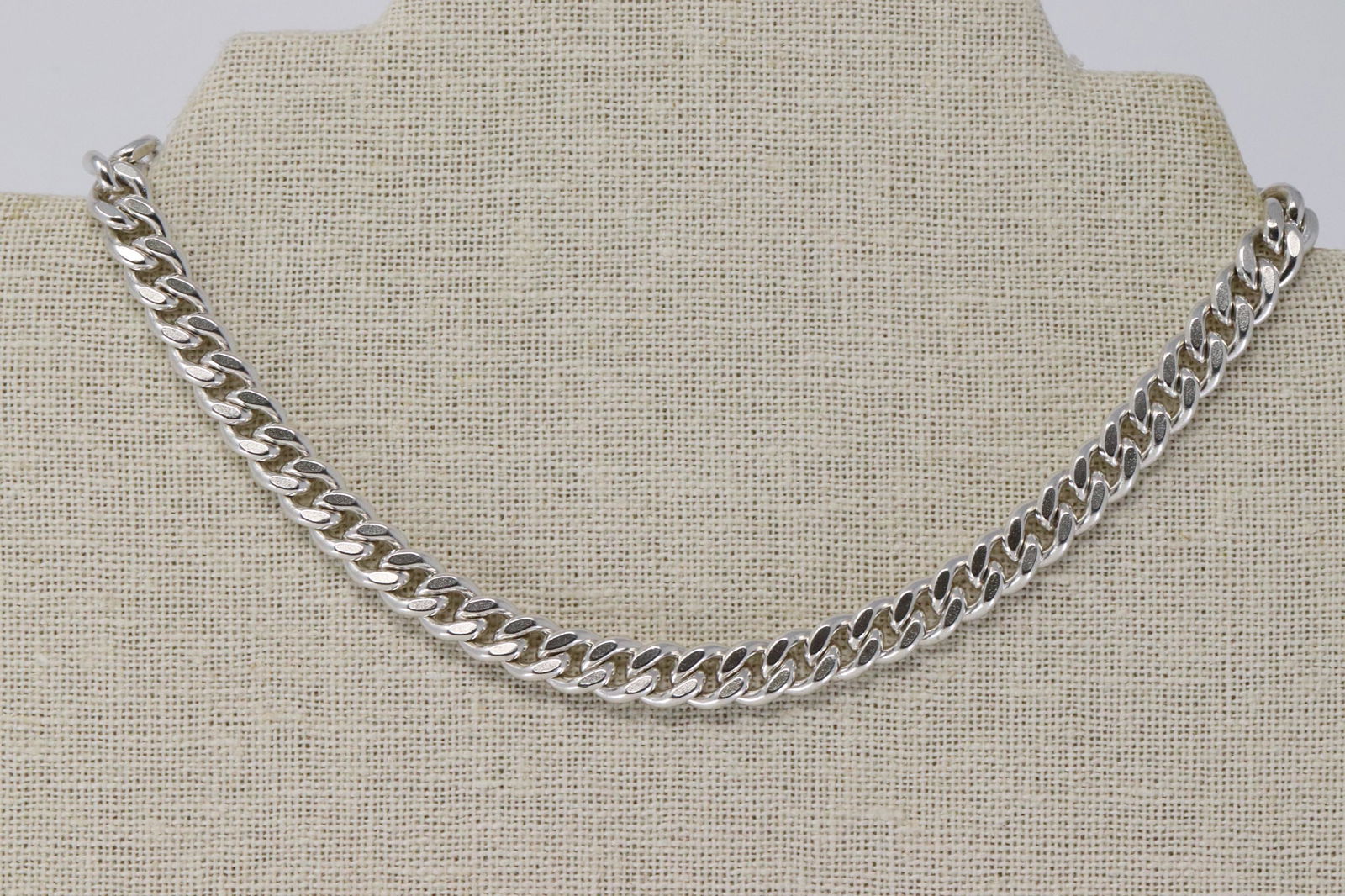 925 Silver Mens Chain (1 of 4)