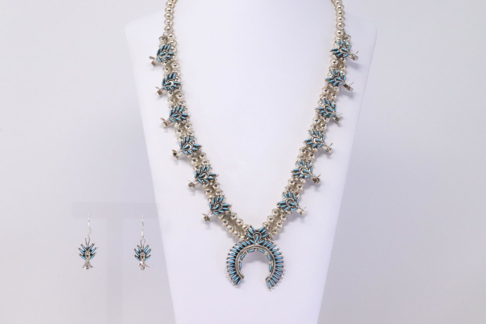 Native Ameican Zuni Handmade Sterling Silver Turquoise (1 of 8)