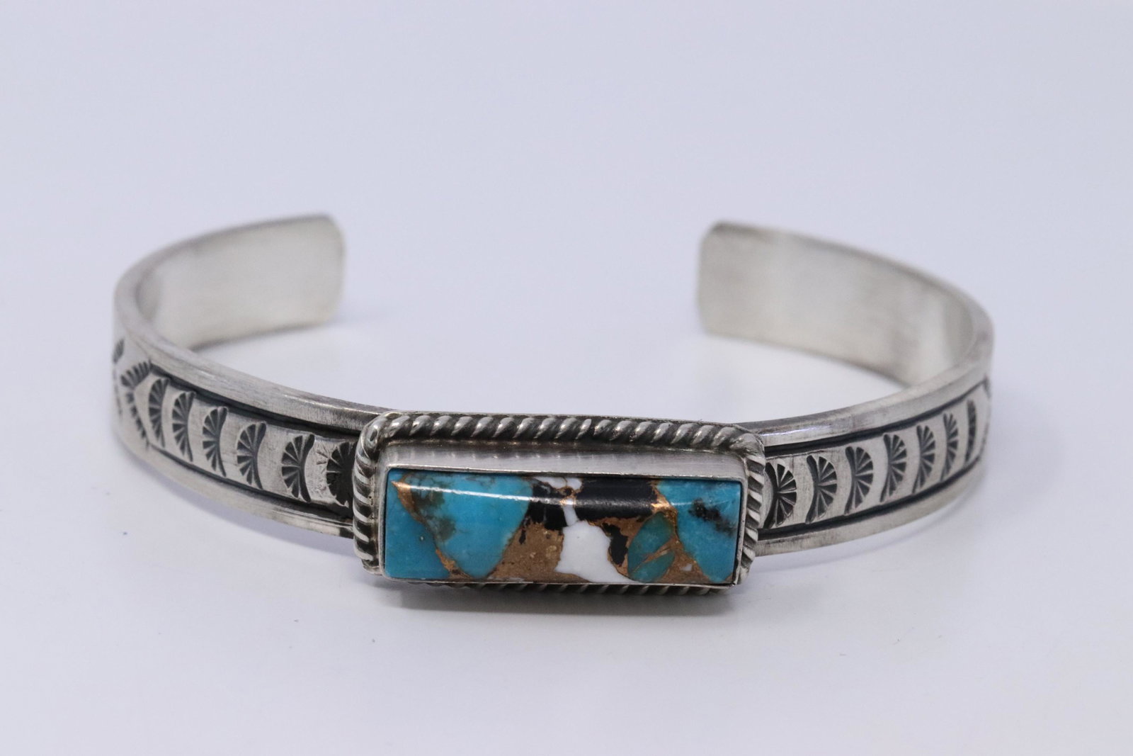 Native American Navajo Handmade Sterling Silver White: This is a Native American Navajo Handmade Sterling Silver White Kingman Turquoise Bracelet By Rick Enriquez. Bracelet size is 5.50.
