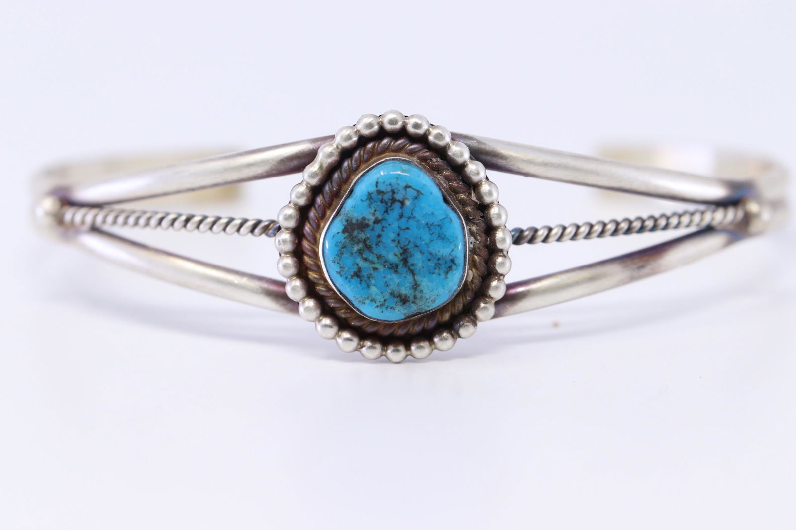Native American Navajo Handmade Turquoise Cuff Bangle (1 of 3)