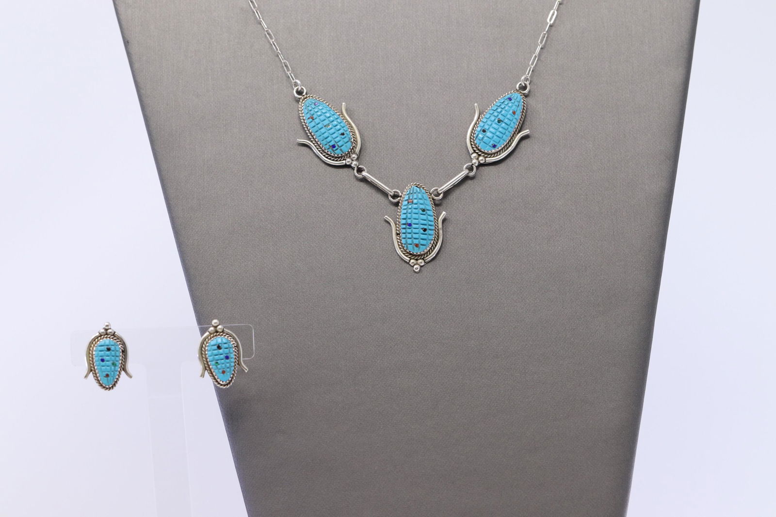 Native American Zuni Needlepoint Turquoise Corn (1 of 5)