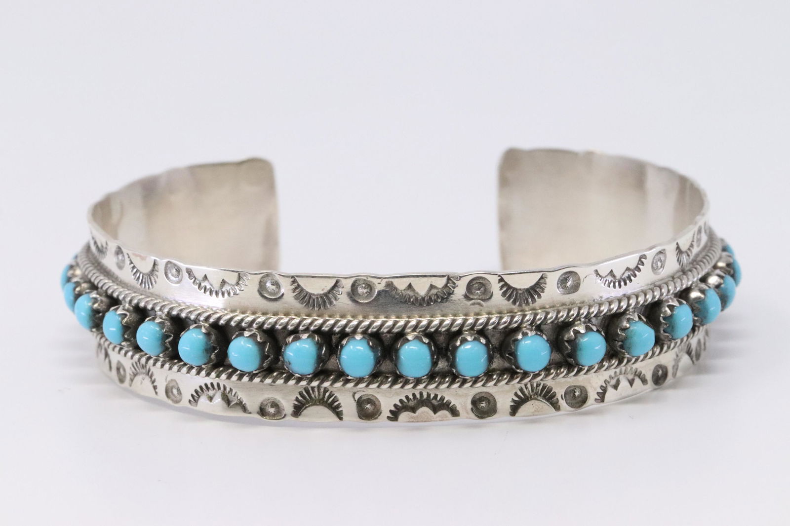 Native American Zuni Handmade Sterling Silver Turquoise (1 of 5)