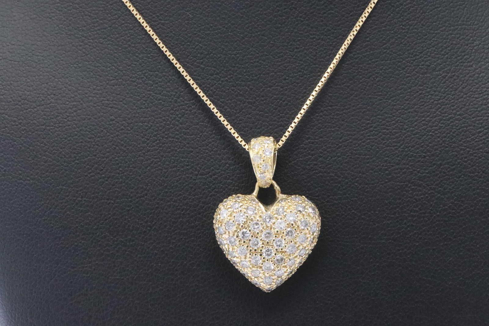 14Kt Diamond Heart Pendant w/ Necklace (1 of 4)