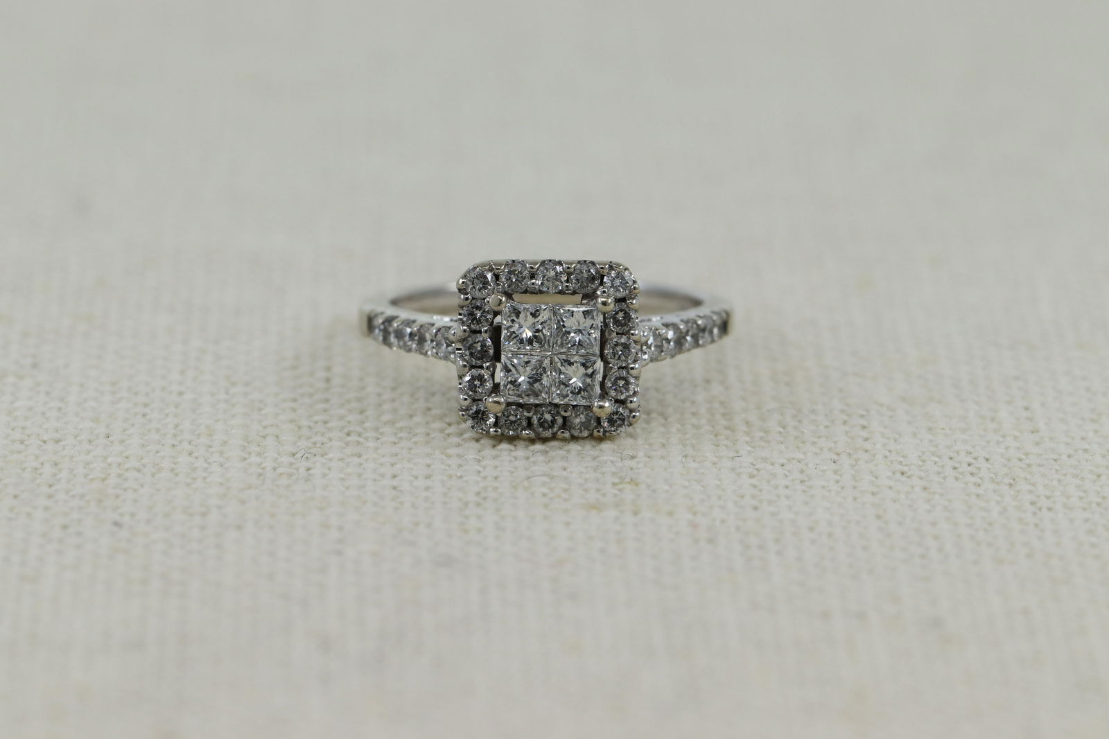 14Kt White Gold Diamond Ring (1 of 4)