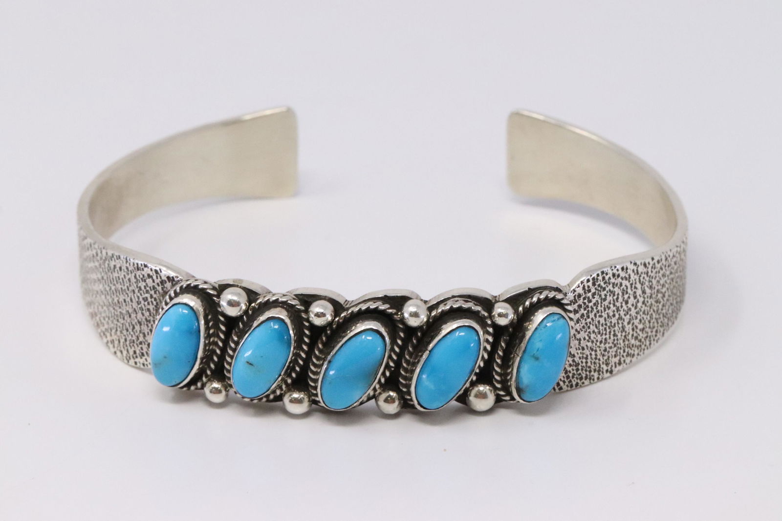 Native American Handmade Sterling Silver Navajo (1 of 3)
