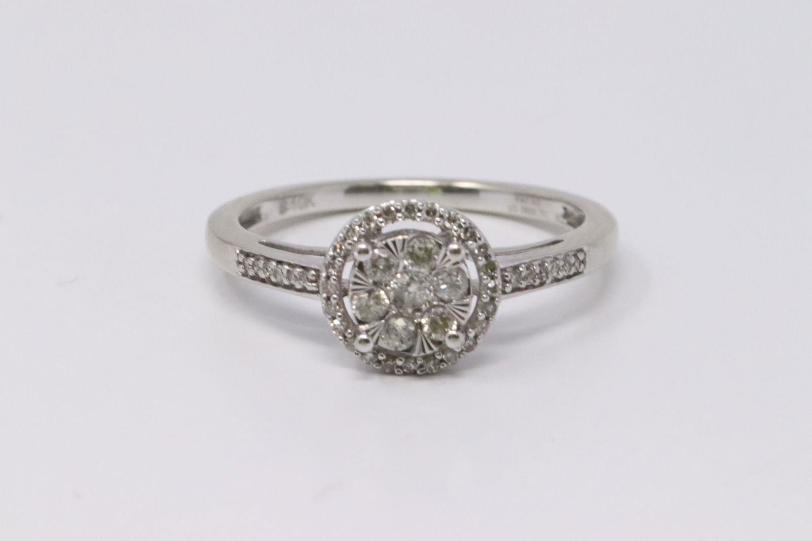 Ladies Diamond Ring (1 of 3)