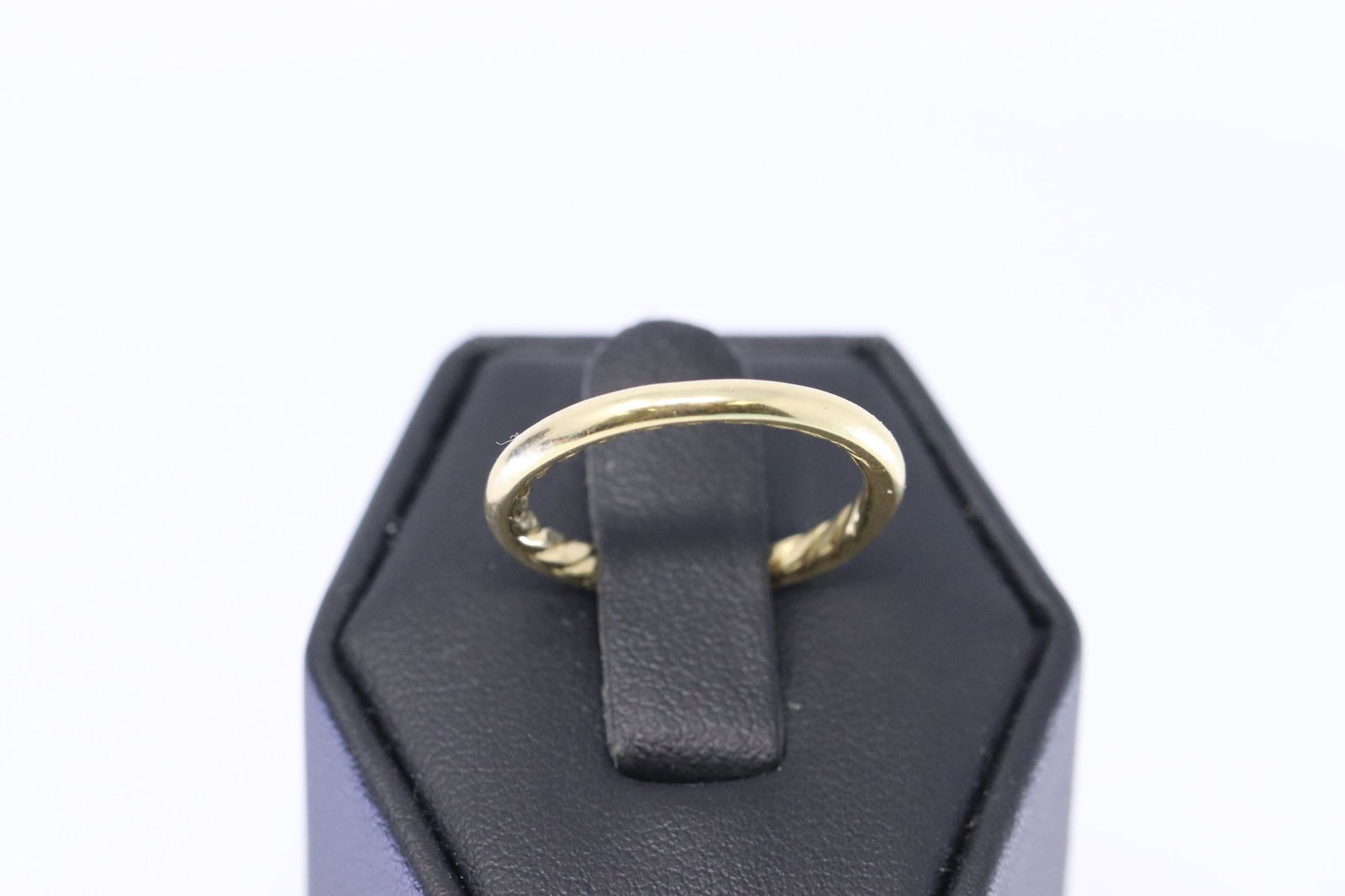 DAVID YURMAN Eden Smooth Wedding Band in 18K Gold, (1 of 5)