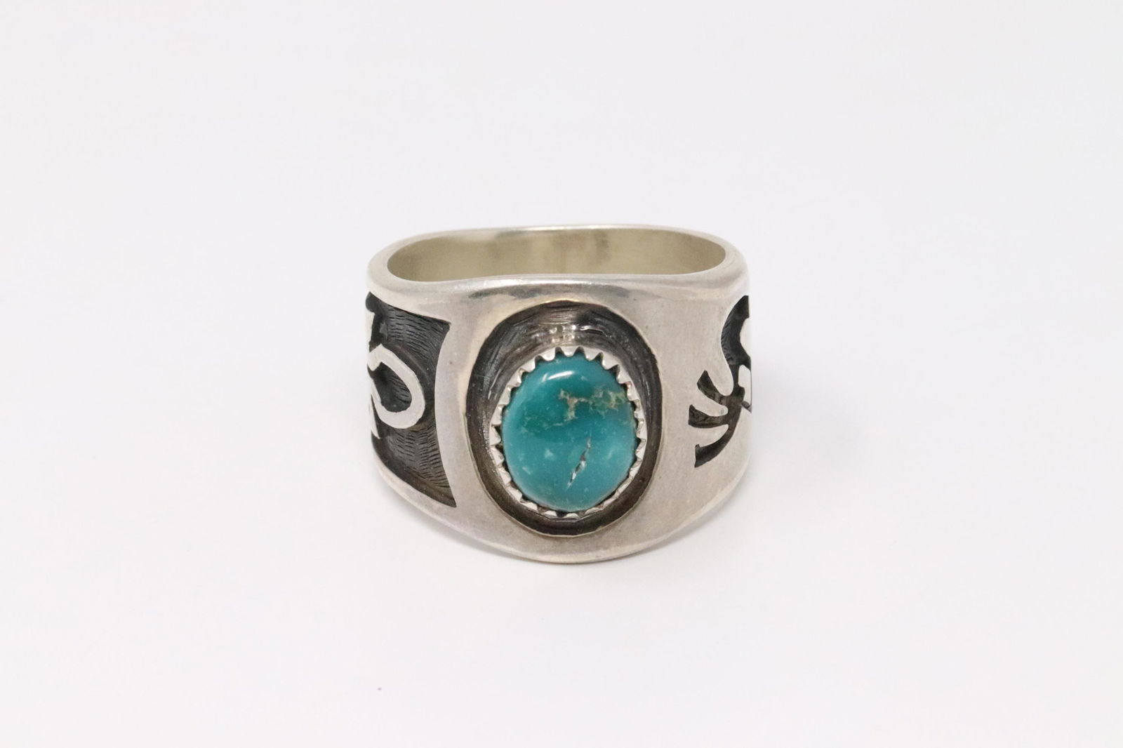 Vintage Pawn Turquoise Ring (1 of 3)