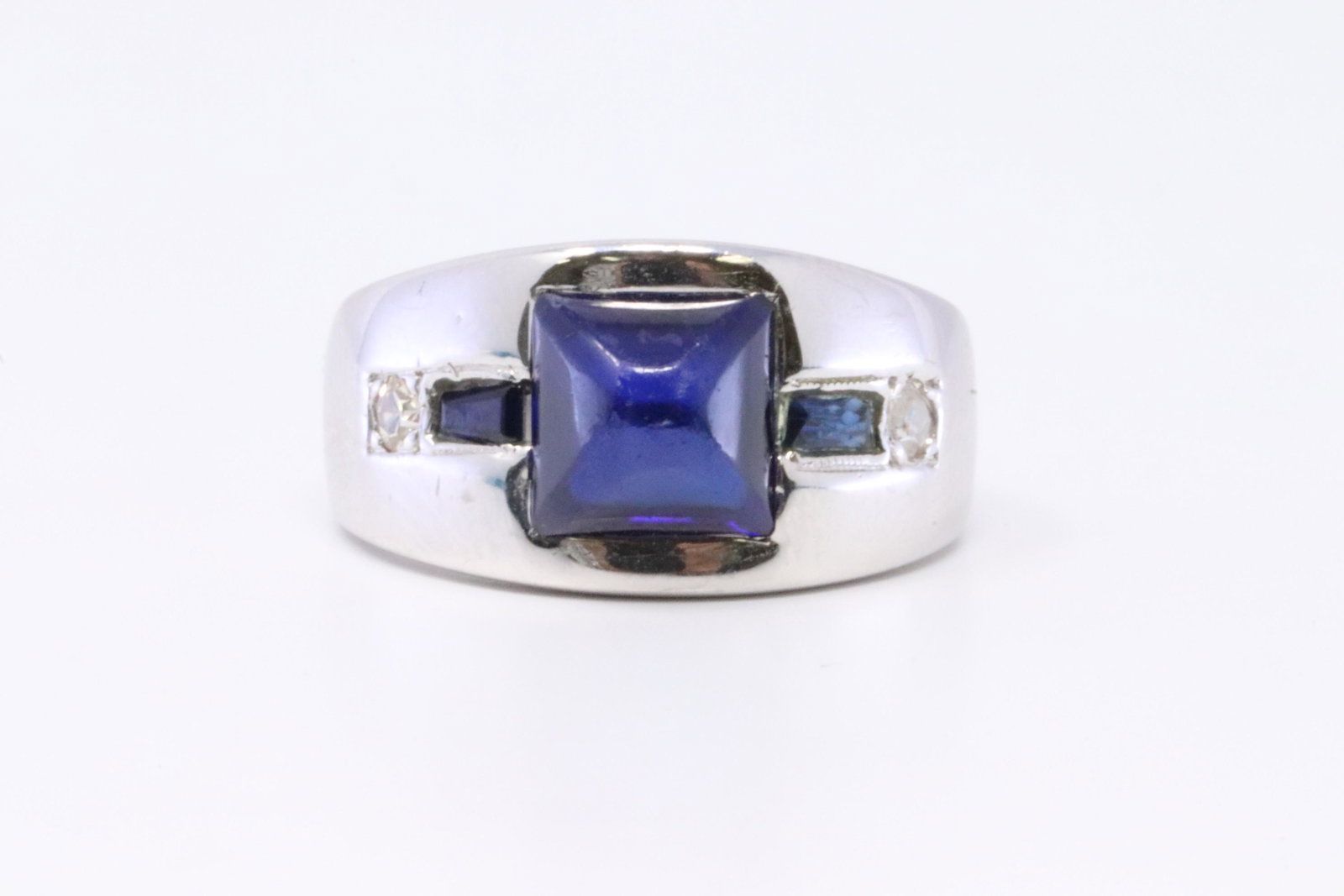 14k White Gold Sapphire & Diamond Ladies  Ring (1 of 4)