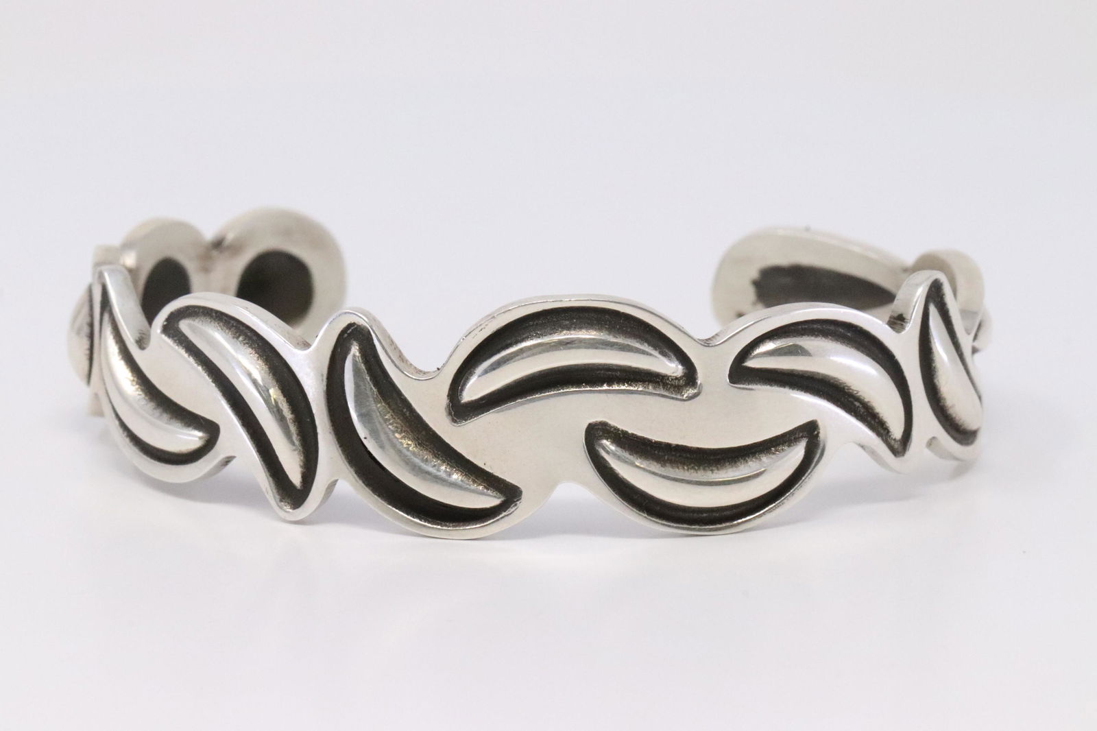 Native American Navajo Handmade Sterling Silver (1 of 5)