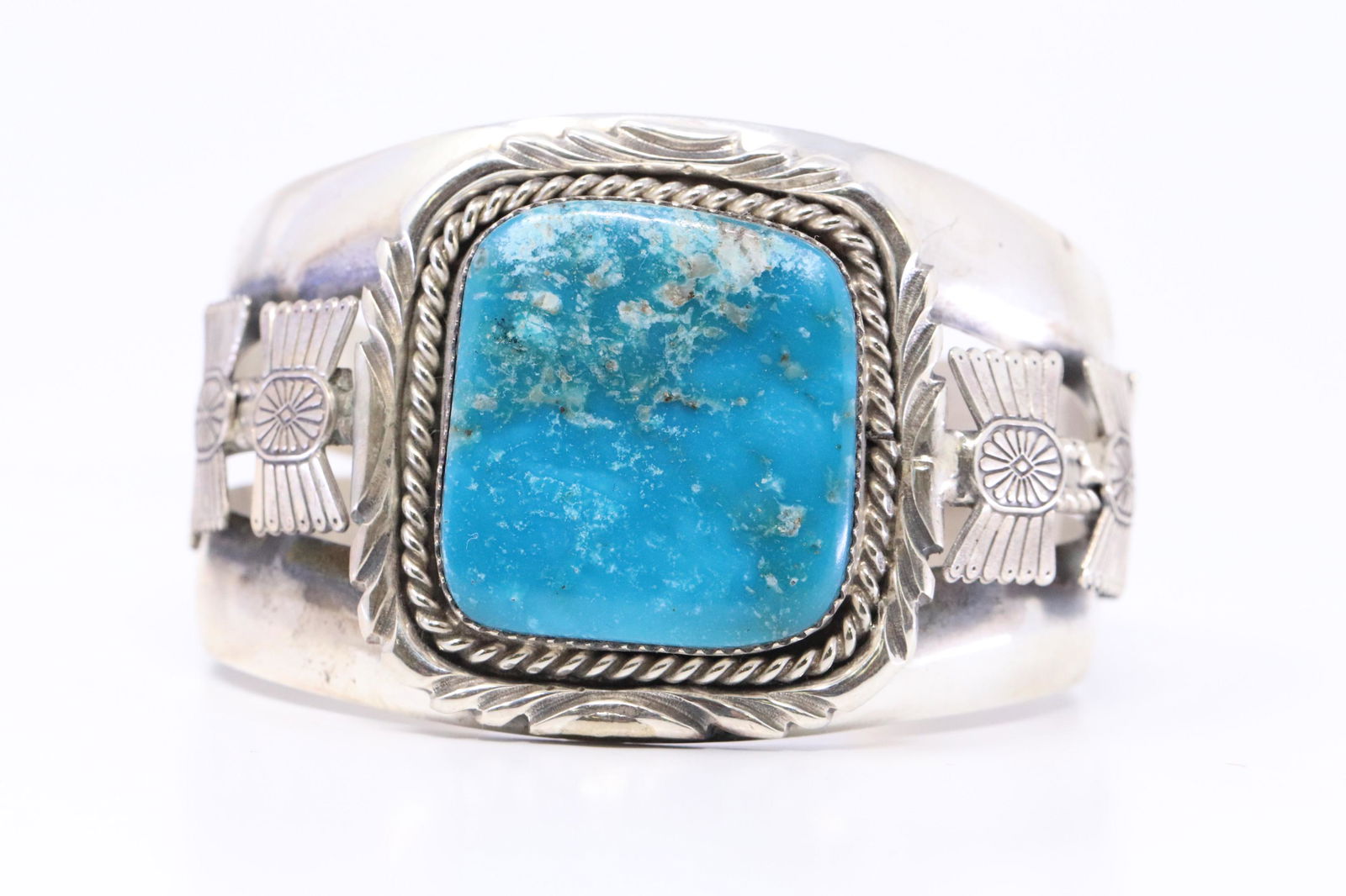 Native American Navajo Handmade Turquoise Bracelet (1 of 4)