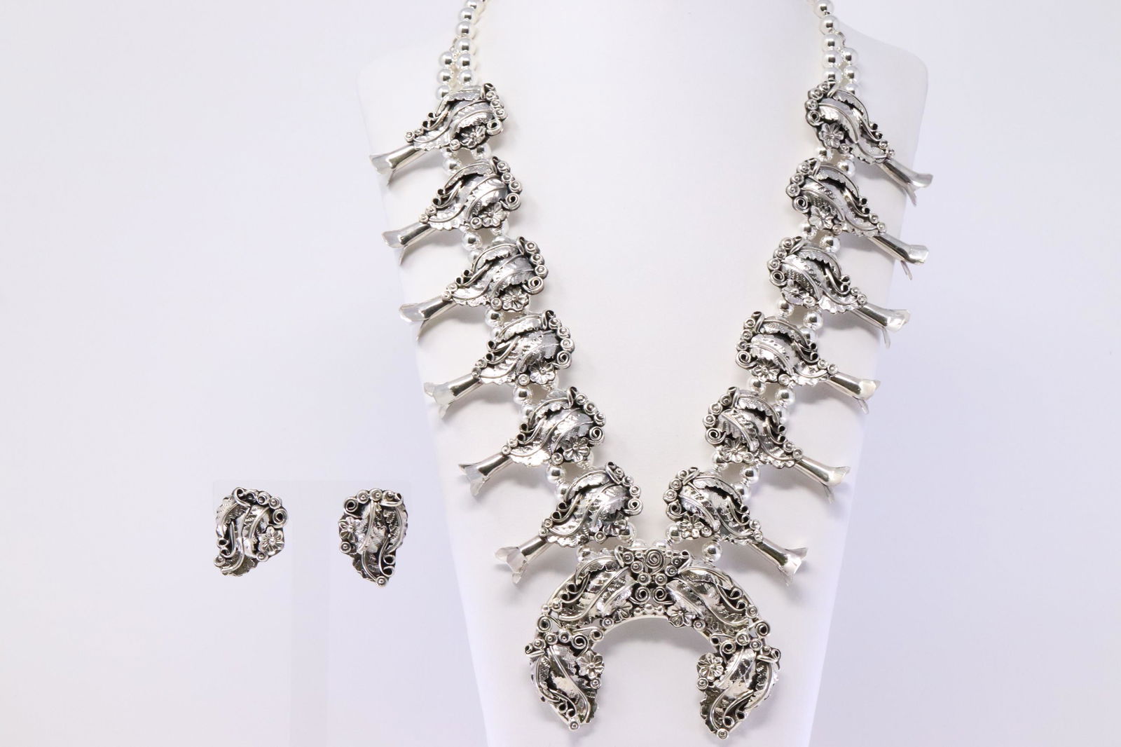 Native American Navajo Handmade Sterling Silver Leaf (1 of 7)