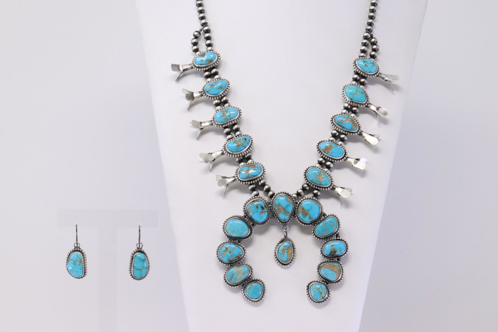 Native American Handmade Sterling Silver Navajo Kingman (1 of 4)