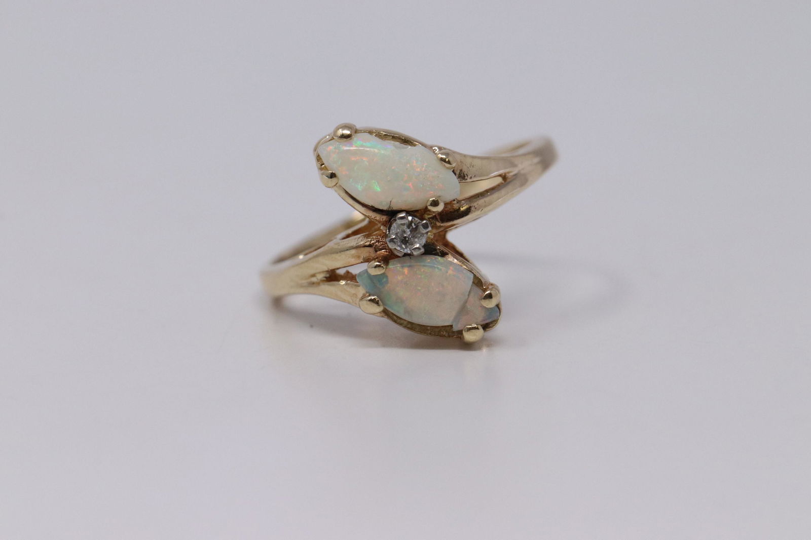 14Kt Yellow Gold Opal / Diamond Ring (1 of 2)