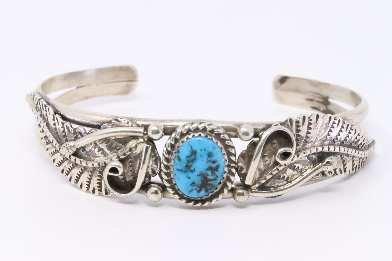 Native American Handmade Sterling Silver Navajo (1 of 3)