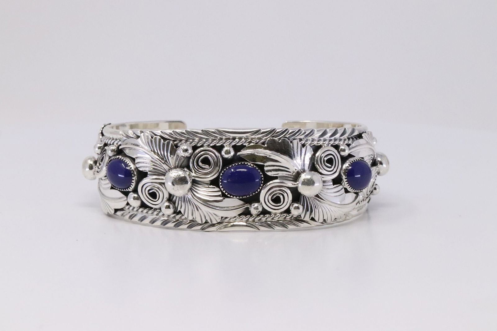 Native American Navajo Handmade Sterling Silver (1 of 4)