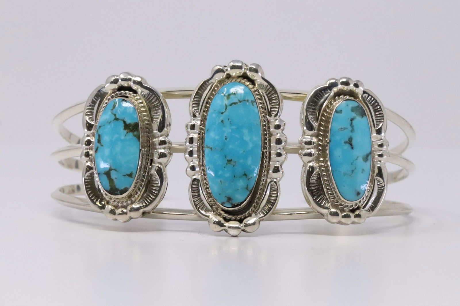 Native American Navajo Handmade Sterling Silver (1 of 4)