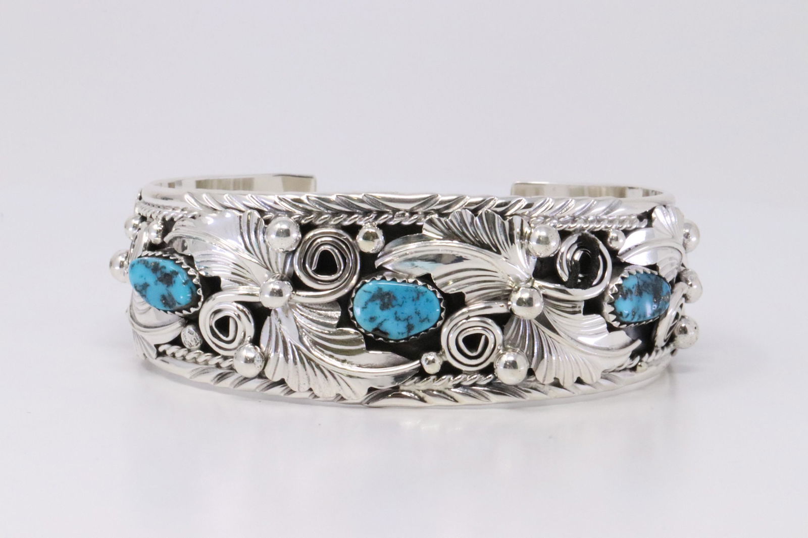 Native America Navajo Handmade Sterling Silver (1 of 4)