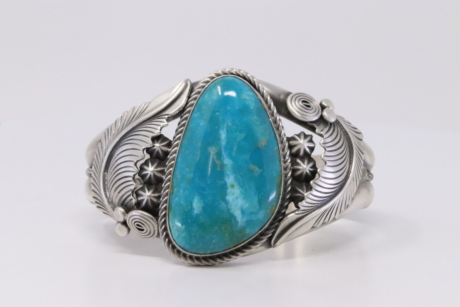 Native America Navajo Handmade Sterling Silver (1 of 4)