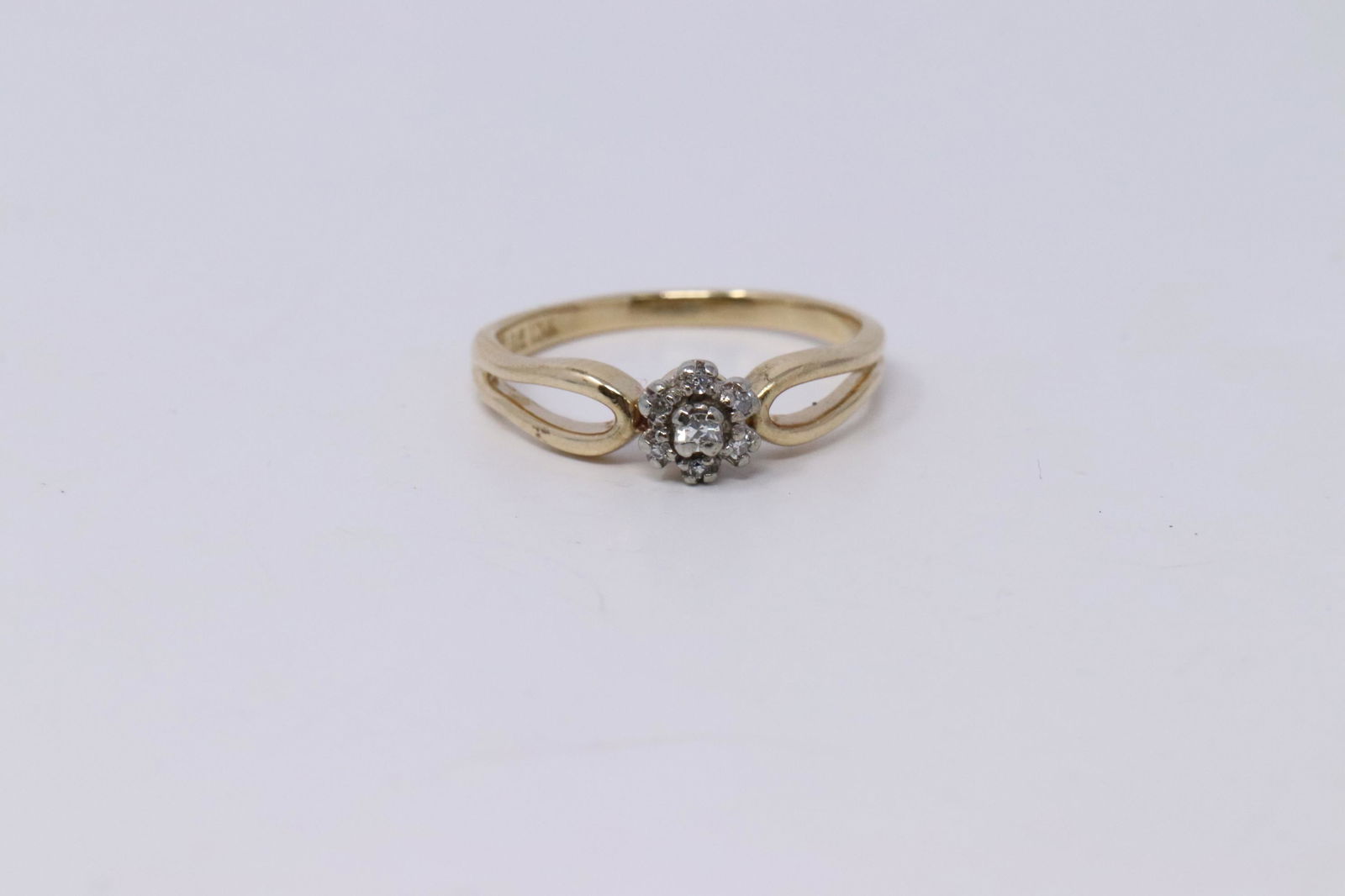 Vintage 10k ladies Diamond Cluster Ring (1 of 3)