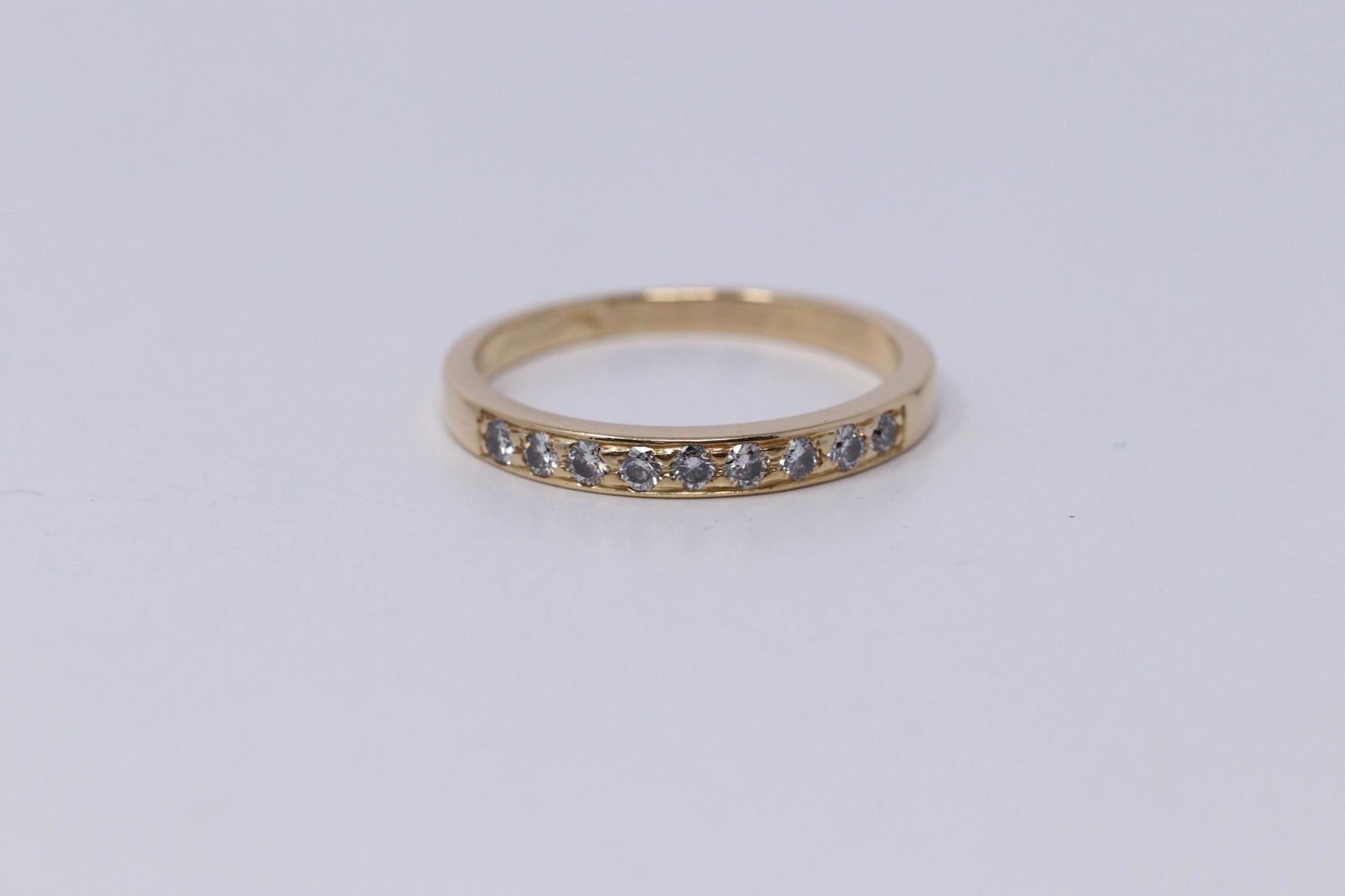 Vintage 18K Ladies Diamond Band Ring (1 of 4)