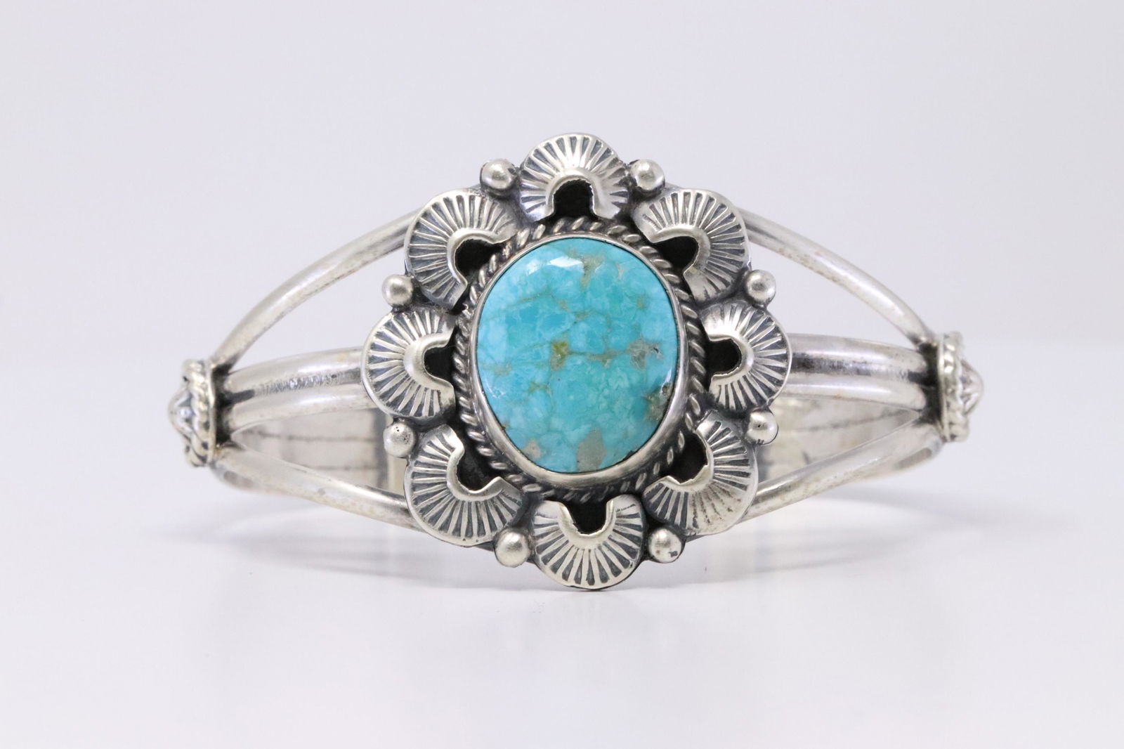 Native American Navajo Handmade Sterling Silver (1 of 4)