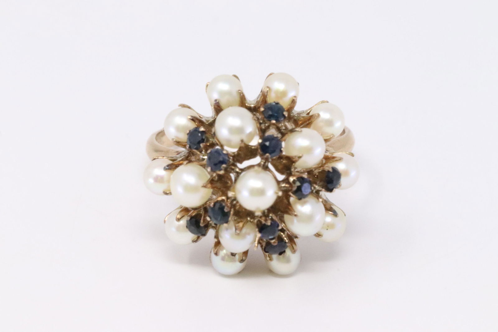 14Kt Ladies Yellow Gold Vintage Pearl & Sapphire Ring. (1 of 4)