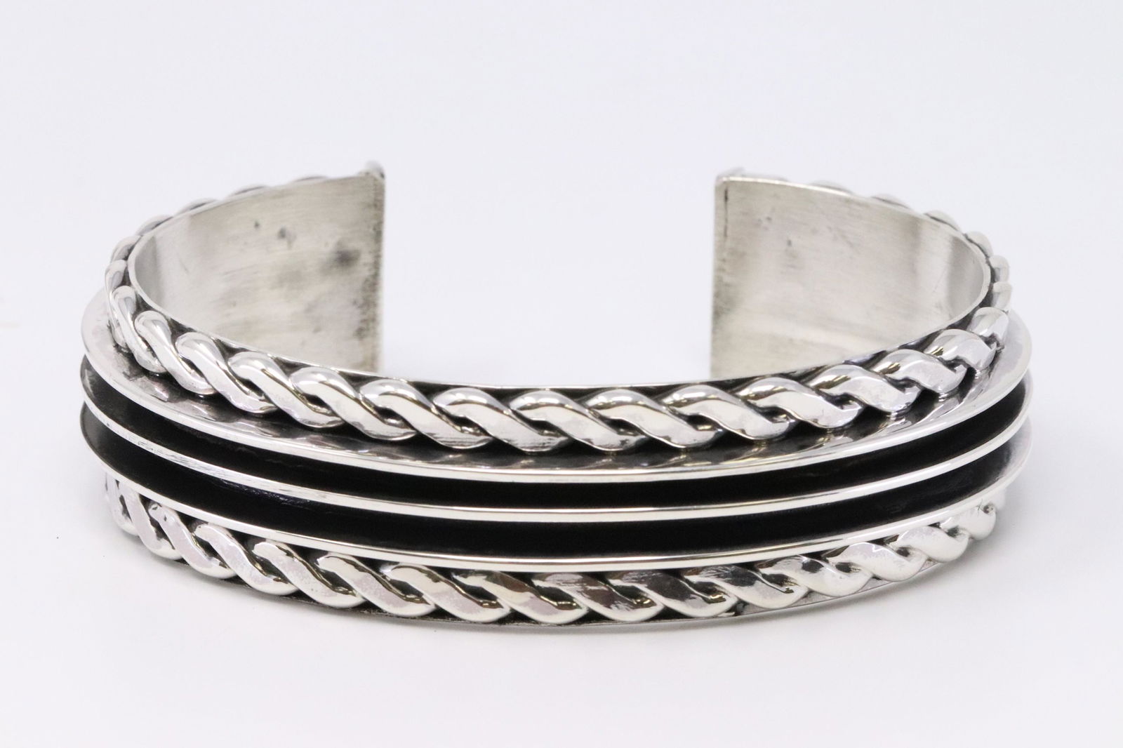 Native American Navajo Handmade Sterling Silver (1 of 5)