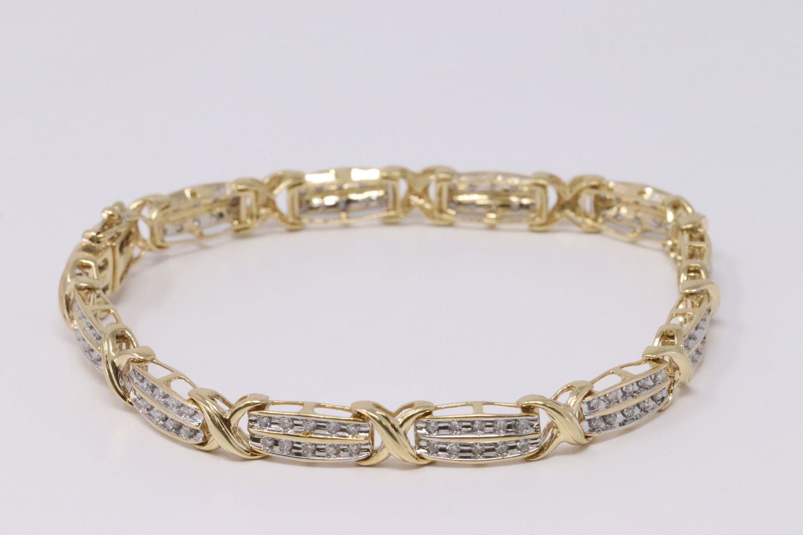 14KT Diamond Bracelet (1 of 4)