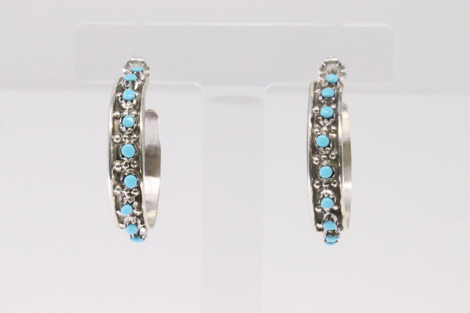 Native America Zuni Handmade Sterling Silver Turquoise: Thisis a Native America Zuni Handmade Sterling Silver Turquoise Post Earring's By Joan Cheama.