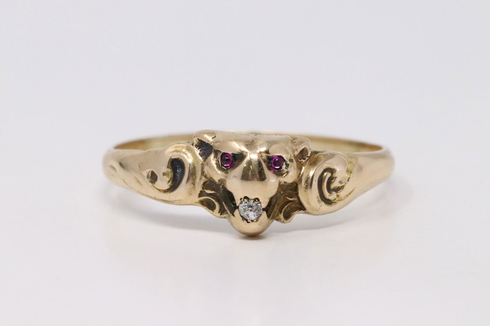14Kt Yellow Gold Vintage Ruby Diamond Ring. (1 of 4)