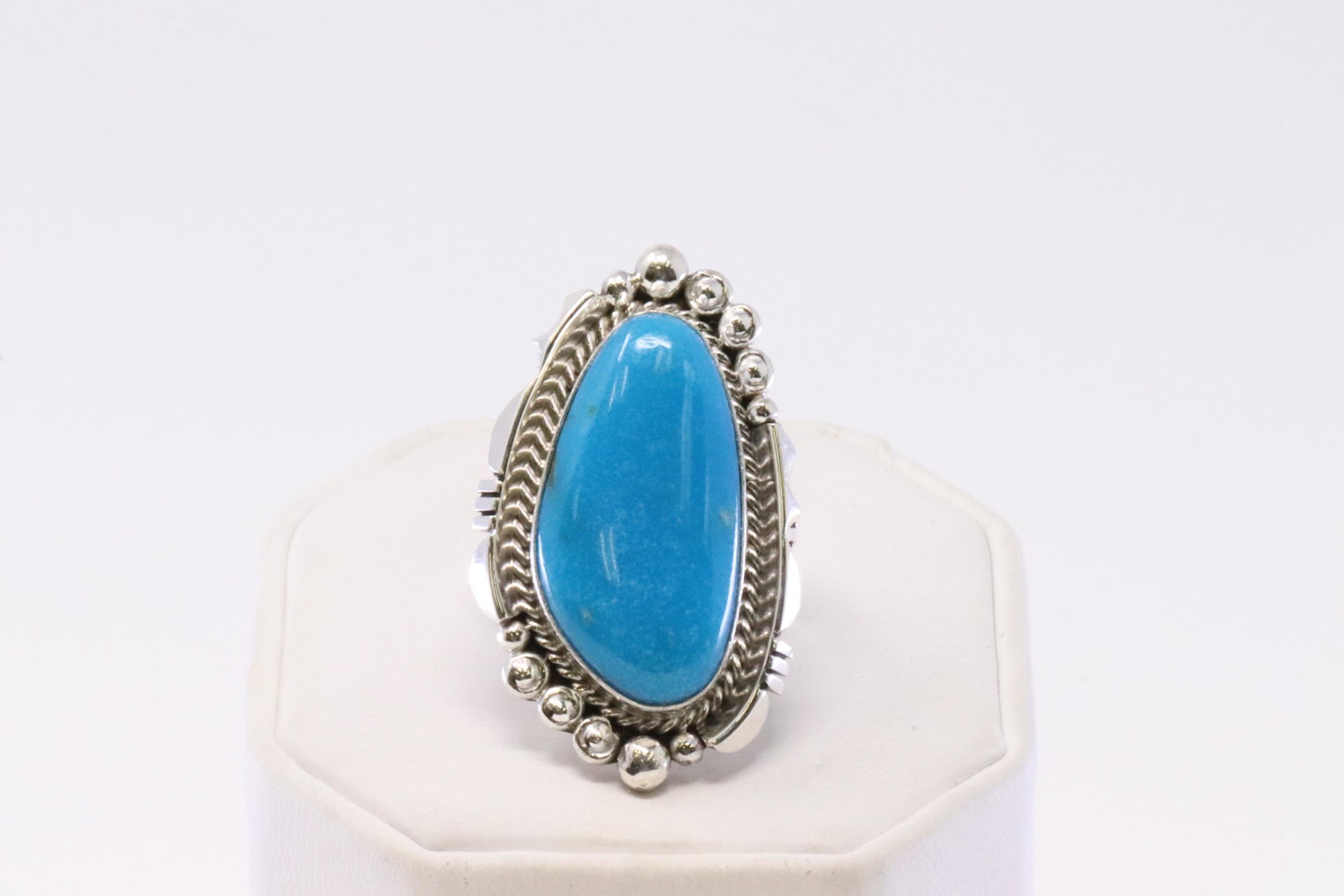 Native America Navajo Handmade Sterling Silver: This is a Native America Navajo Handmade Sterling Silver Turquoise Ring By Daniel Benally. Ring size: 8.75.
