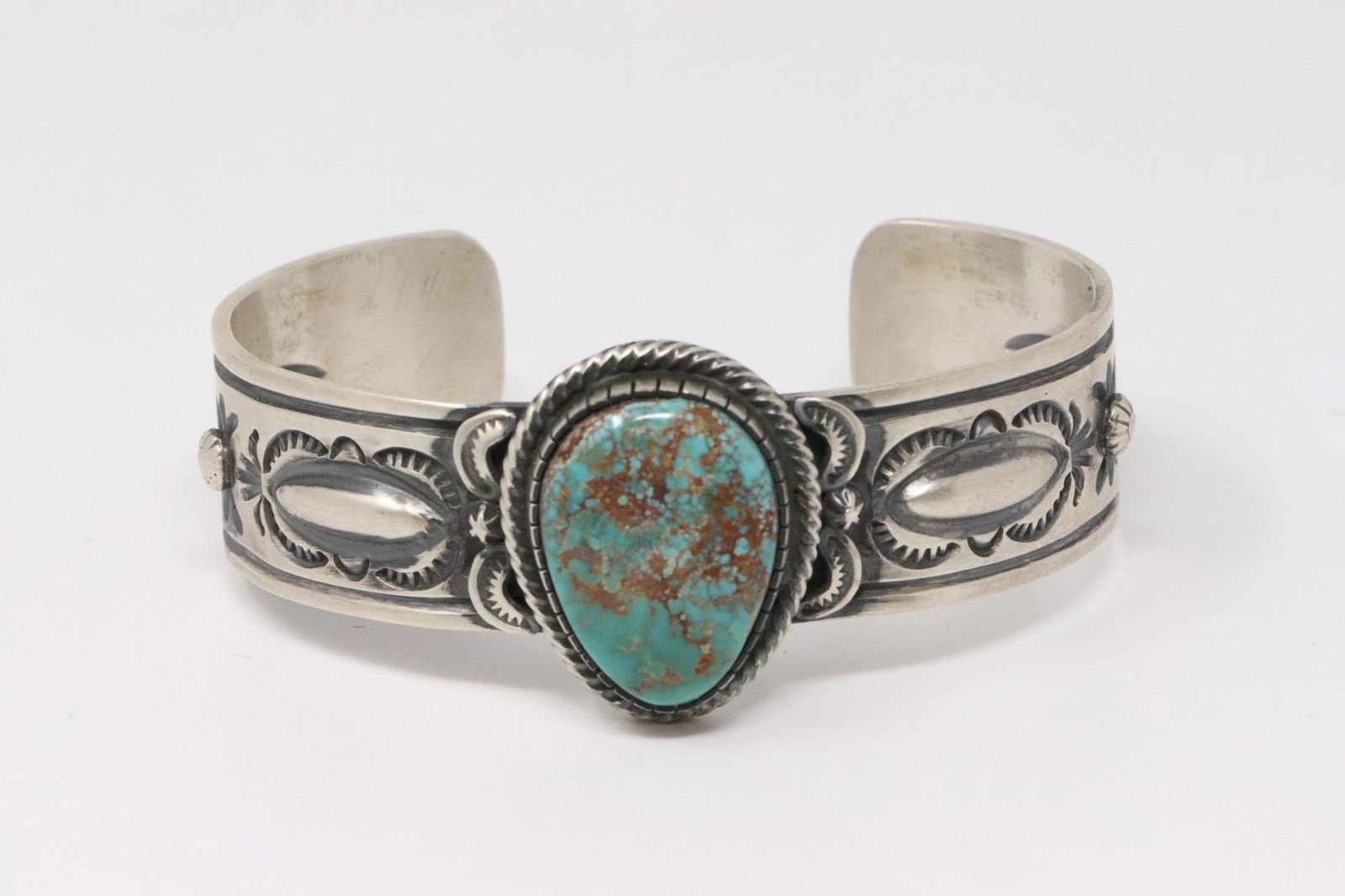 Native American Navajo Handmade Sterling Silver Kingman Turquoise Bracelet By Bennie ramone. (1 of 3)