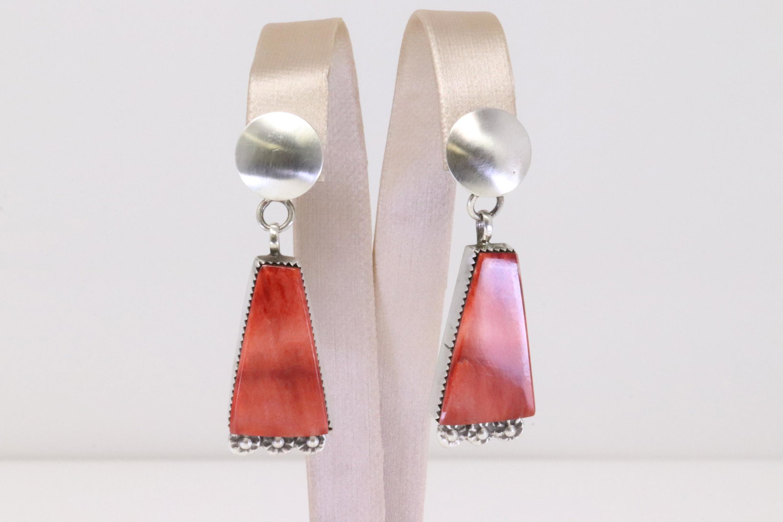 Native American Navajo Handmade Sterling Silver Spiny Oyster Post Earring's By Selina Warner.: This is a Native American Navajo Handmade Sterling Silver Spiny Oyster Post Earring's By Selina Warner.
