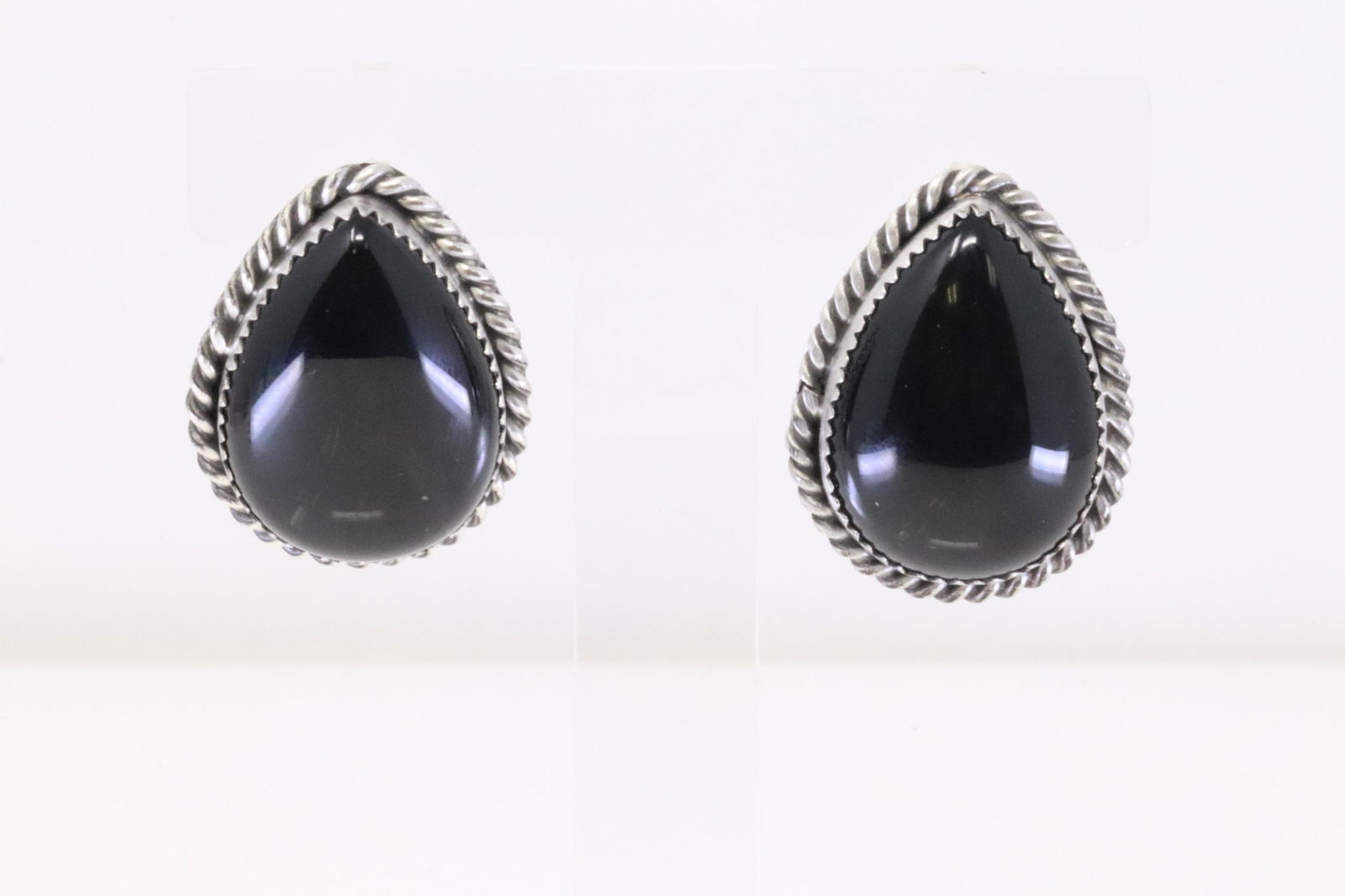 Native America Navajo Handmade Sterling Silver Black Onyx Post Earring's By Freida Martinez. (1 of 4)