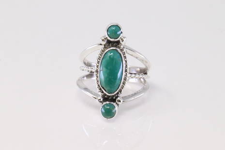 Native American Navajo Handmade Sterling Silver Turquooise Ring By Janice Largo.: This is a Native American Navajo Handmade Sterling Silver Turquooise Ring By Janice Largo. Ring size: 6.00.