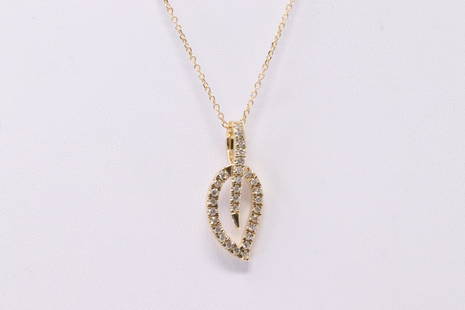 14Kt Yellow Gold Diamond Pendant.: Ladies 14Kt Yellow Gold Diamond Pendant. Pendant has 30 round Diamonds & a 14K Necklace. Diamonds weight: 0.3ctw. Necklace length: 16.00" GB-E8JFJ