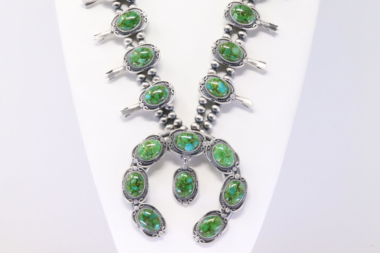 Native America Navajo Handmade Sterling Silver Turquoise Squash Blossom Necklace By Gilbert Nez. (1 of 6)