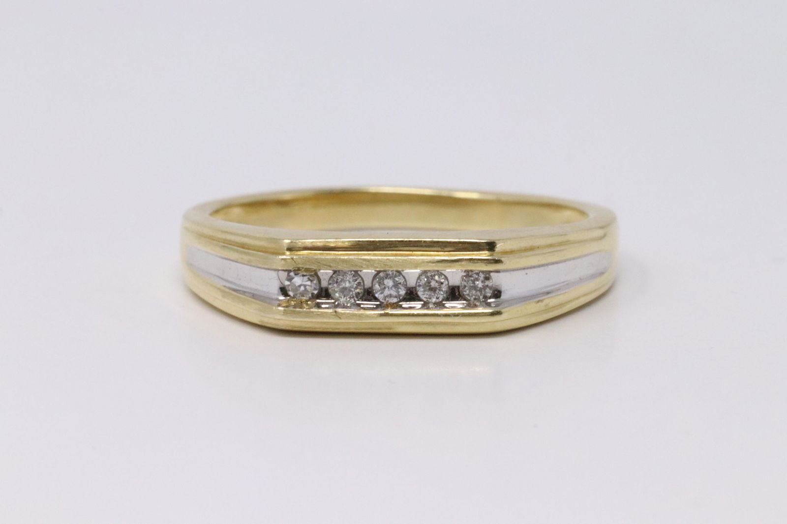 Mens 14Kt Two Tone Gold Diamond Ring. (1 of 4)