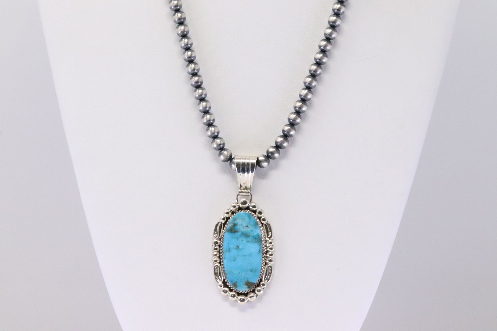 Native America Navajo Handmade Sterling Silver Turquoise Pendant & Necklace By Mike Smith.: This is a Native America Navajo Handmade Sterling Silver Turquoise Pendant & Necklace By Mike Smith. Necklace length: 22.00"
