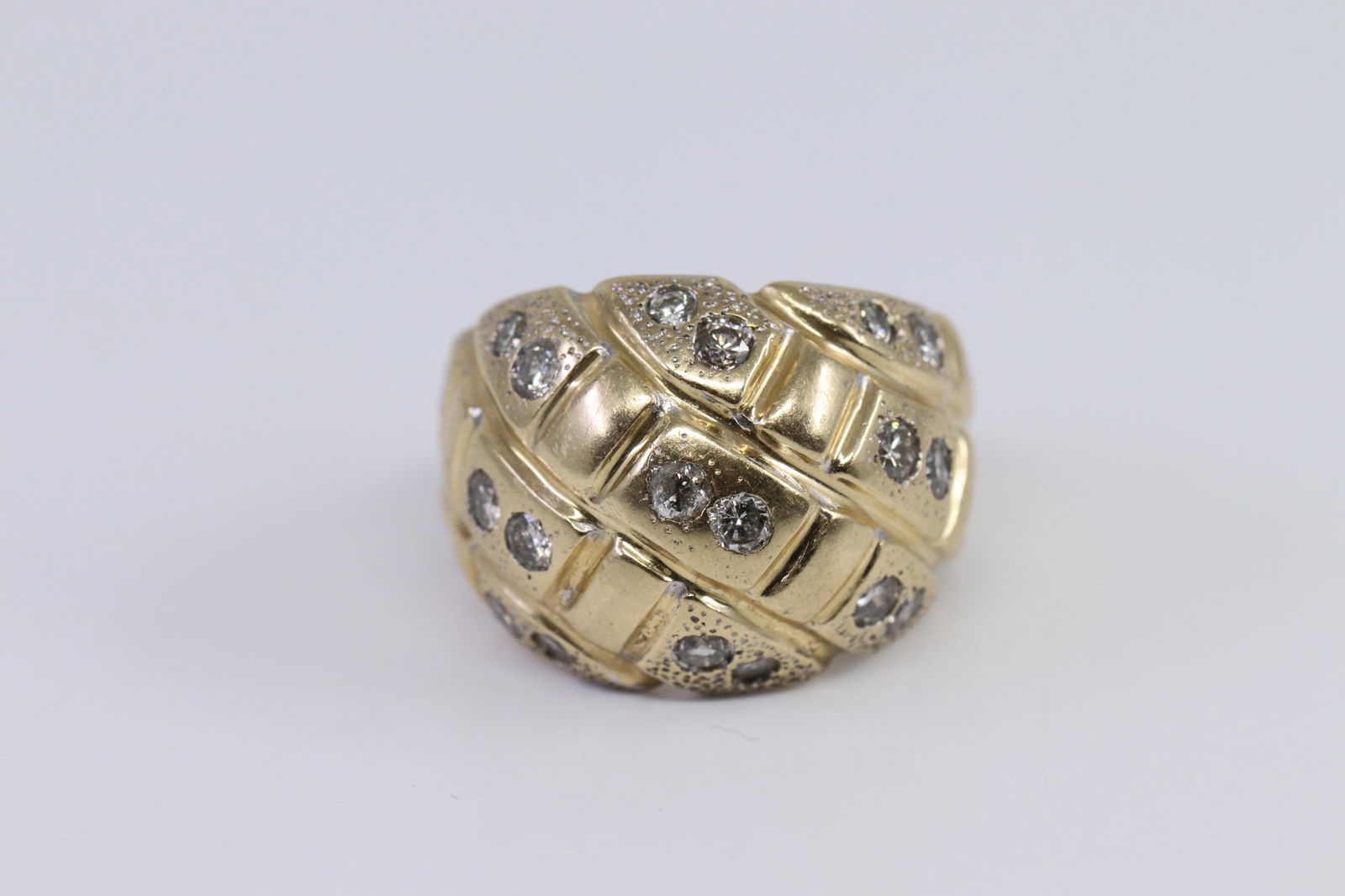 14KT Ladies Diamond Ring (1 of 4)