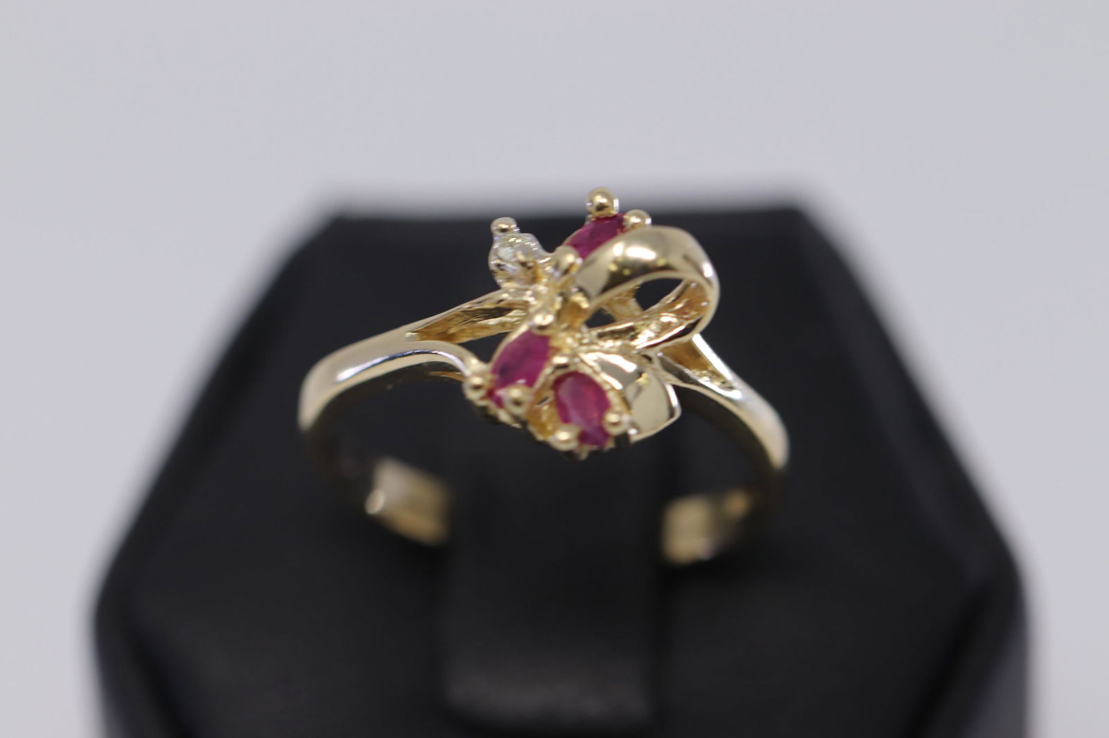 14Kt Yellow Gold Diamond Ring (1 of 2)