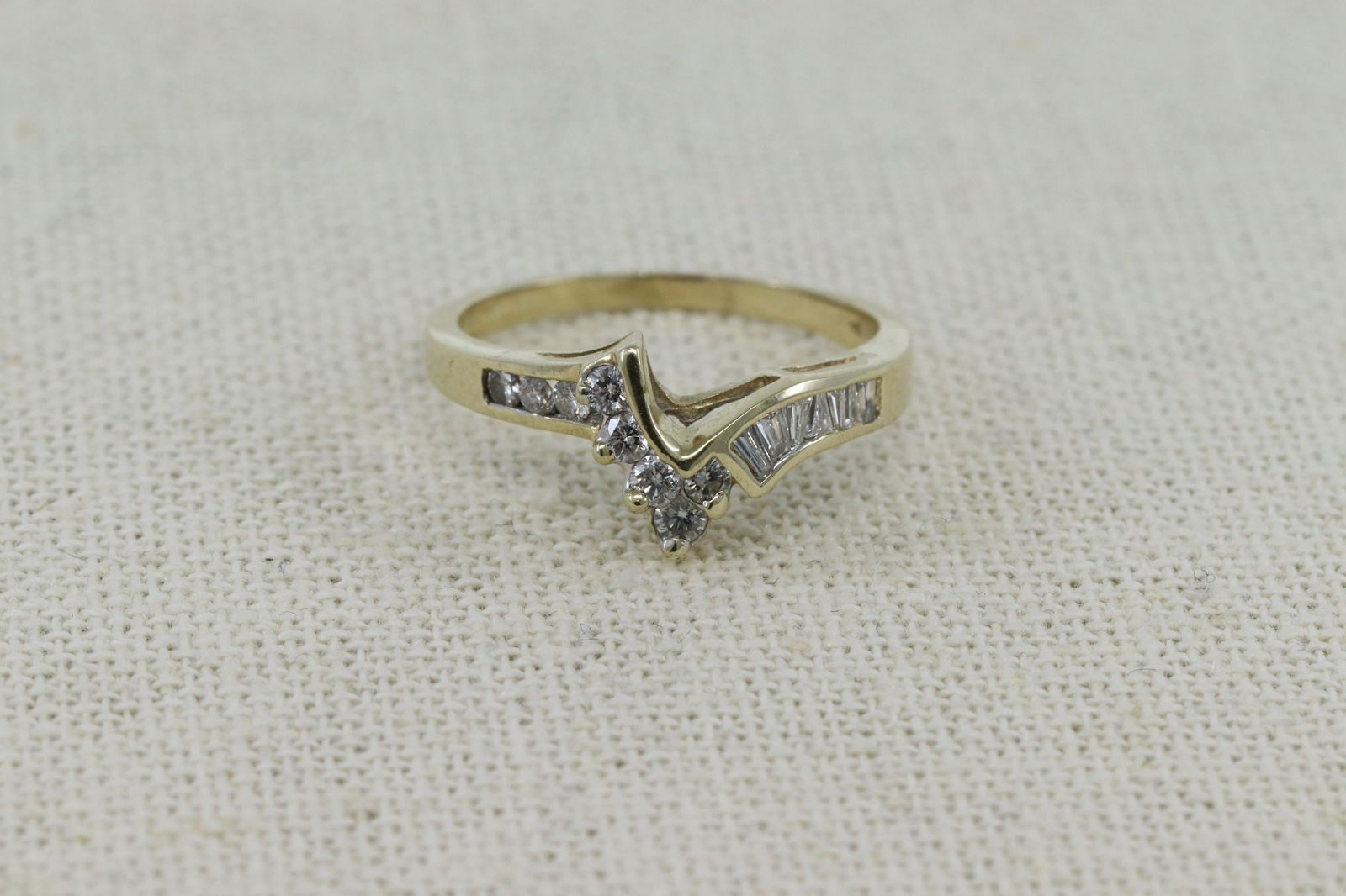 14Kt Ladies Diamond Ring (1 of 4)