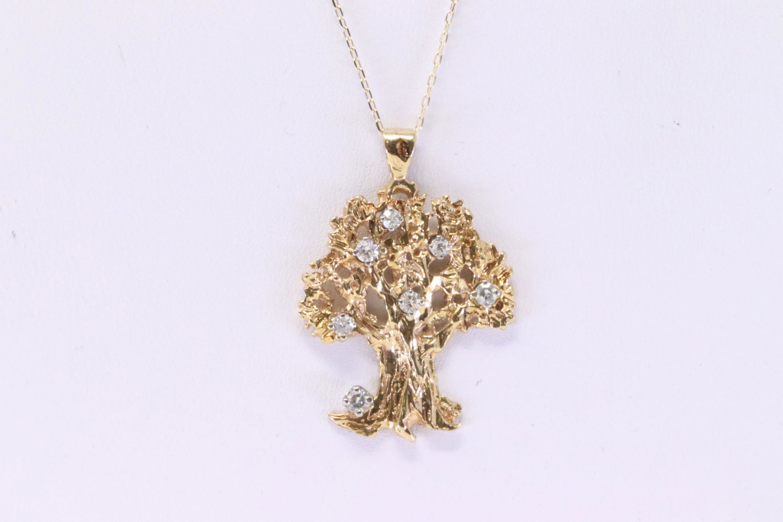 14Kt Yellow Gold Diamond Tree Pendant. (1 of 4)