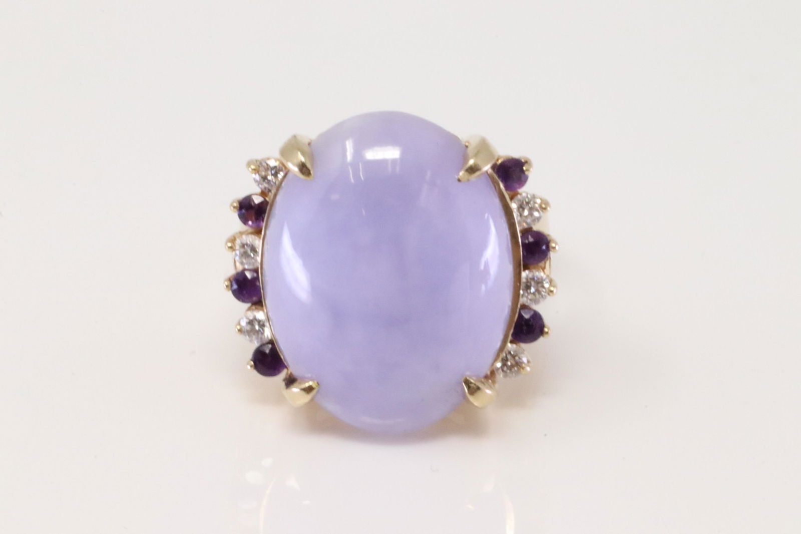 14Kt Yellow Gold Diamond & Lavender Jade Ring. (1 of 4)