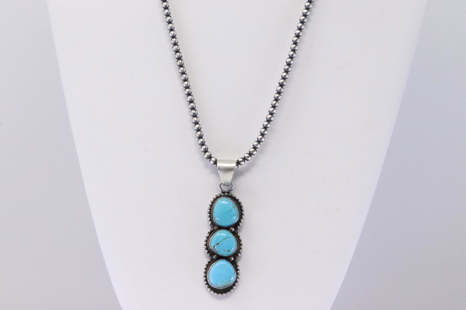 Native America Navajo Handmade Sterling Silver Turquoise Pendant & Pearl Bead Necklace By DE. (1 of 4)
