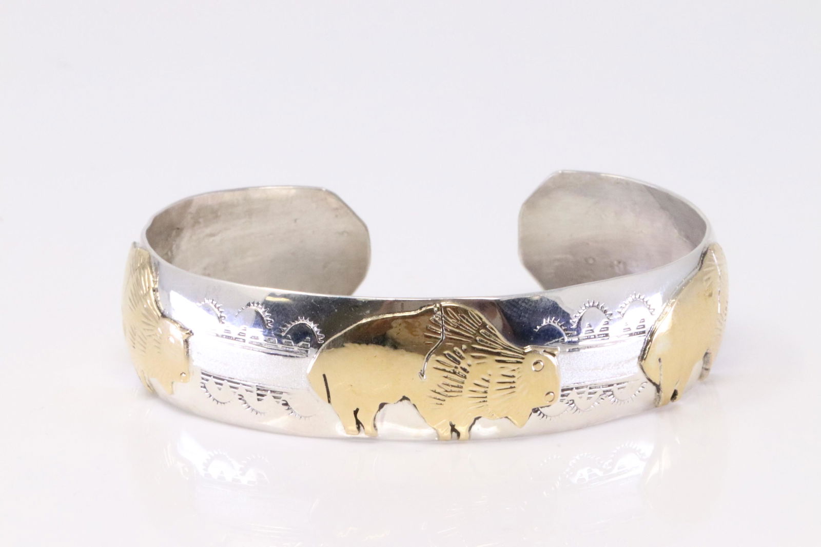 Native America Navajo Handmade Sterling Silver Bracelet Cuff By GJ. (1 of 4)