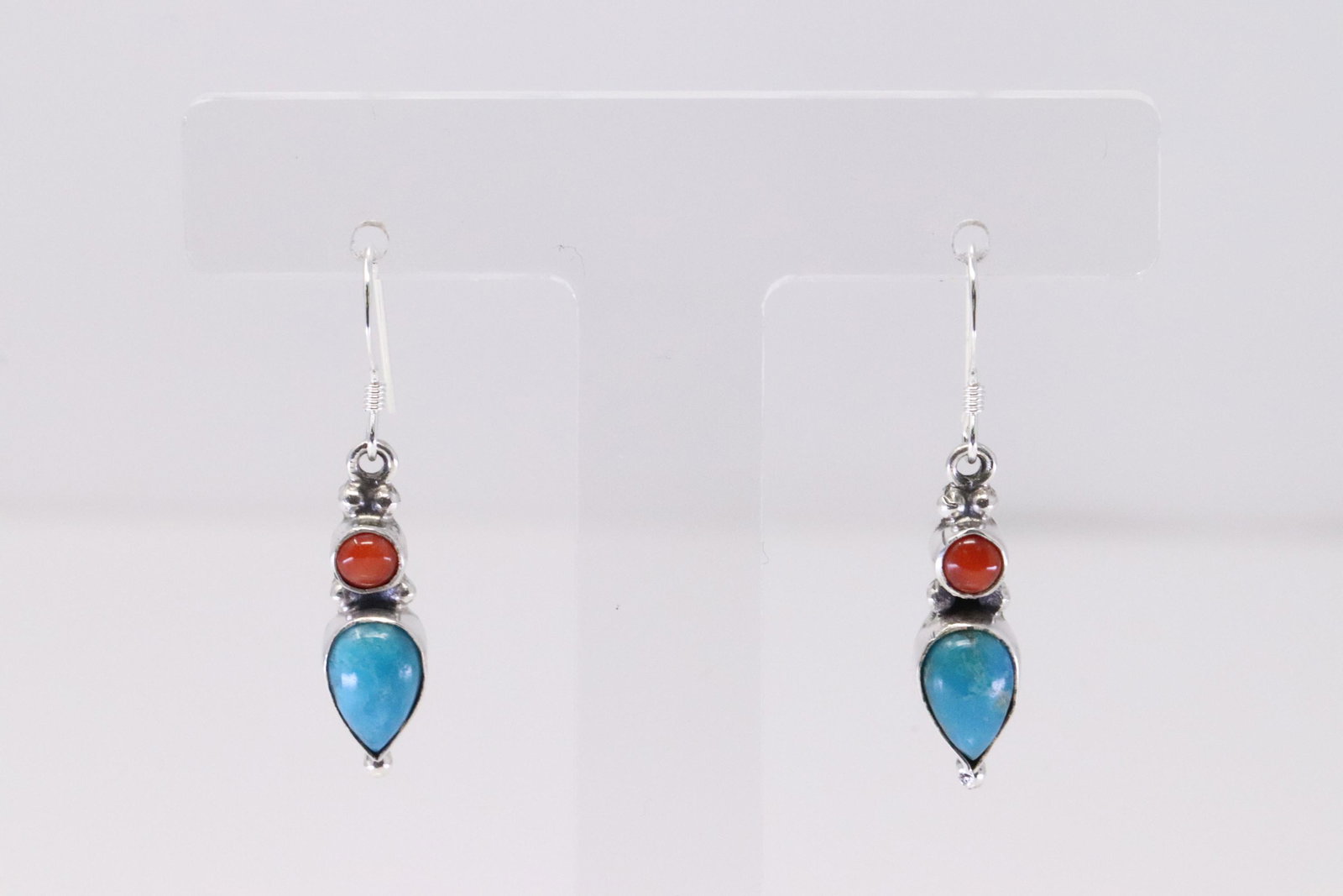 Native America Navajo Handmade Sterling Silver Coral / Turquoise Dangling Earring's By Gary Shorty.: This is a Native America Navajo Handmade Sterling Silver Coral / Turquoise Dangling Earring's By Gary Shorty.