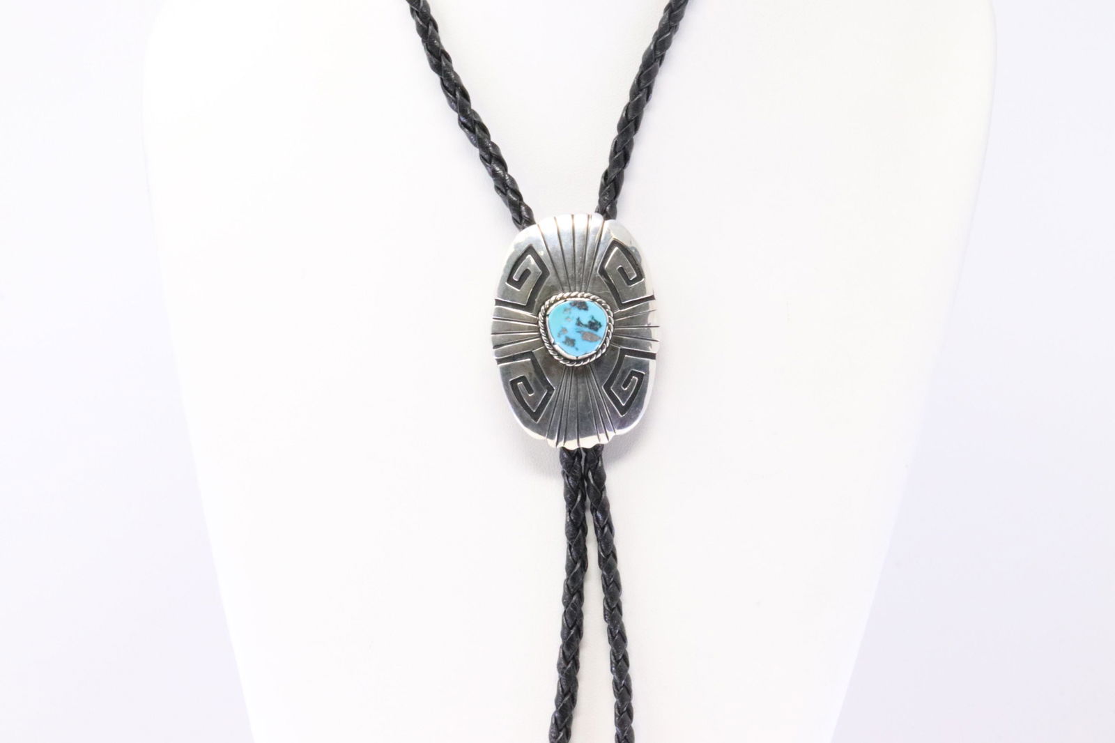 Native America Handmade Navajo Sterling Silver Turquoise Bolo Necklace By T&R Singer. (1 of 5)